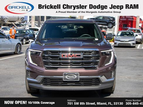 Used 2024 GMC Acadia Elevation image 2