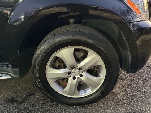 Used 2010 Mercedes-Benz GL 450 4MATIC image 38