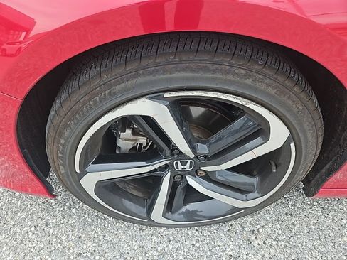 Used 2019 Honda Accord Sport image 10