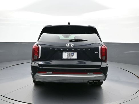 Used 2024 Hyundai Palisade Calligraphy image 7
