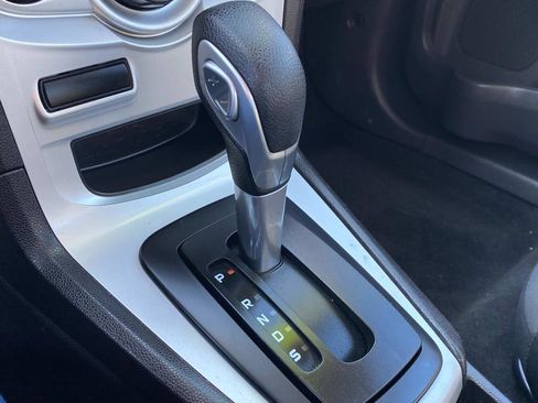 Used 2016 Ford Fiesta SE image 22