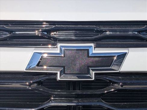 New 2026 Chevrolet Trax ACTIV w/ Sunroof Package image 17