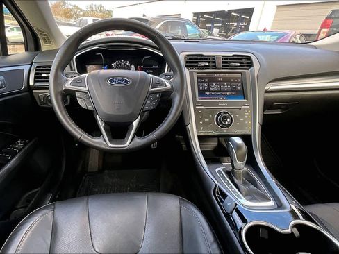 Used 2015 Ford Fusion Titanium image 5
