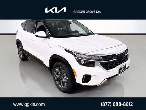 New 2026 Kia Seltos LX image 1