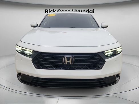 Used 2023 Honda Accord Touring image 5