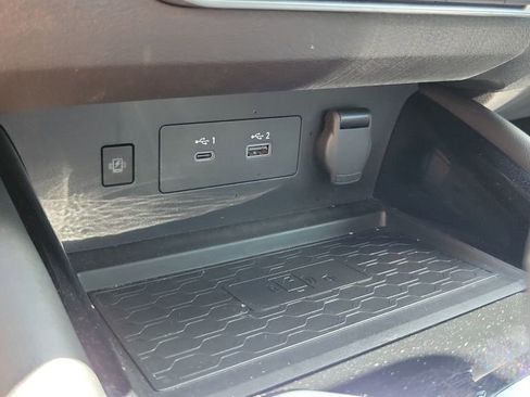Used 2024 Nissan Altima 2.5 SR w/ SR Premium Package FWD image 10