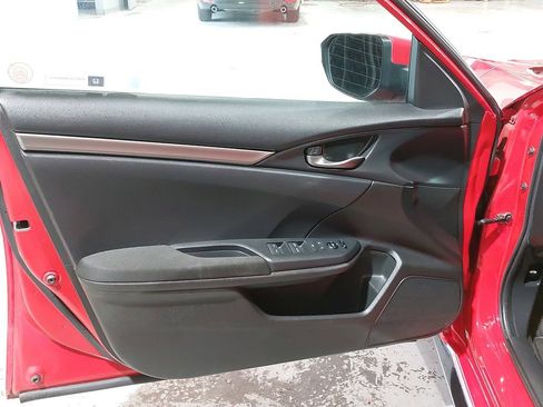 Used 2017 Honda Civic Sport image 26