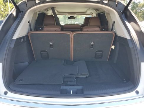 Certified 2024 Acura MDX w/ Technology Package AWD/4WD image 10