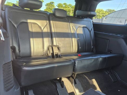 Used 2019 Ford Expedition Limited w/ Special Edition Package AWD/4WD image 28