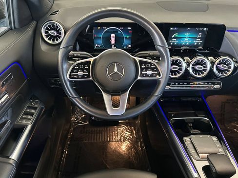 Certified 2021 Mercedes-Benz GLA 250 image 17
