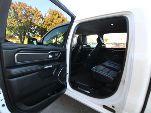 Used 2022 RAM 1500 Laramie image 13
