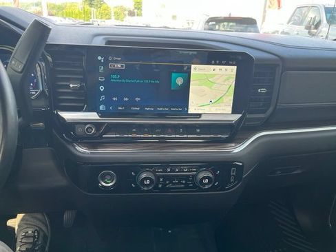 Used 2023 Chevrolet Silverado 1500 LT AWD/4WD image 15