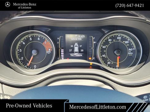 Used 2020 Jeep Cherokee Latitude Lux w/ Comfort/Convenience Group AWD/4WD image 13