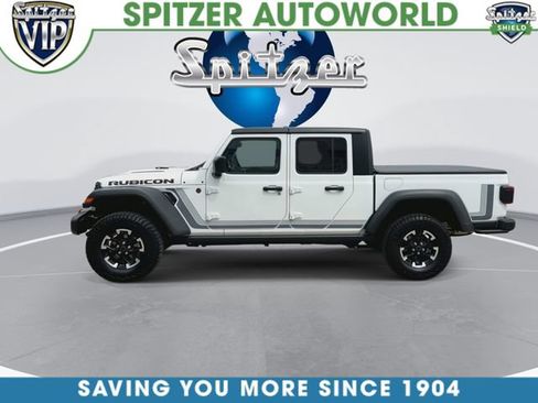 Used 2025 Jeep Gladiator Rubicon w/ Convenience Group AWD/4WD image 6