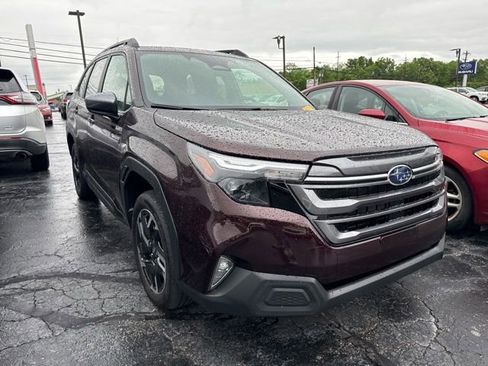 Used 2026 Subaru Forester Premium AWD/4WD image 1