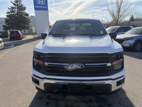 Used 2024 Ford F150 XLT image 2