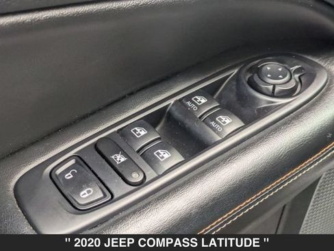Used 2020 Jeep Compass Latitude w/ Popular Equipment Group AWD/4WD image 12