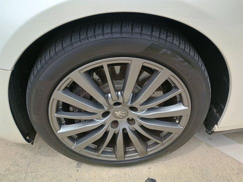 Used 2019 Maserati Ghibli S Q4 AWD/4WD image 13