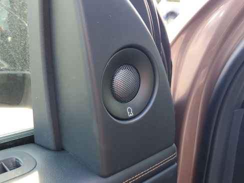 New 2026 Lincoln Navigator L Black Label AWD/4WD image 9
