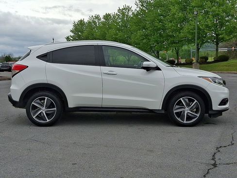 Used 2022 Honda HR-V EX image 10