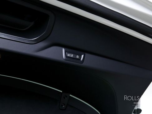 Certified 2025 Rolls-Royce Cullinan image 26