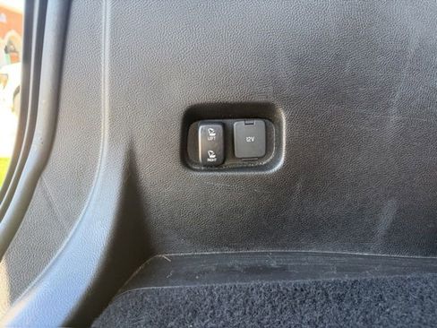 Used 2024 Ford Edge SEL AWD/4WD image 7