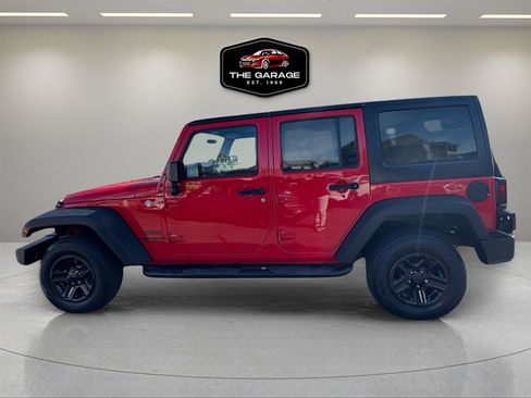 Used 2015 Jeep Wrangler Unlimited Sport w/ Connectivity Group image 3