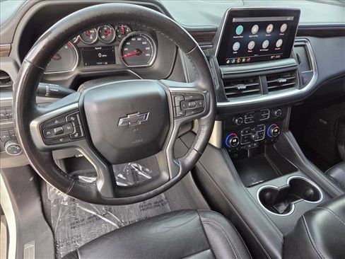Used 2021 Chevrolet Tahoe Z71 w/ Z71 Signature Package AWD/4WD image 10
