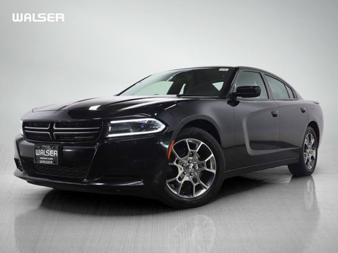 Used 2016 Dodge Charger SE w/ Popular Equipment Group image 1
