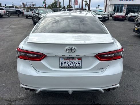 Used 2022 Toyota Camry XSE image 6
