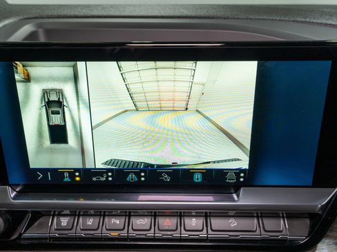 Used 2024 Chevrolet Silverado 2500 LTZ w/ LTZ Convenience Package image 22