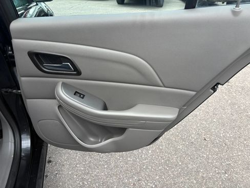 Used 2013 Chevrolet Malibu LS w/ Protection Package FWD image 34