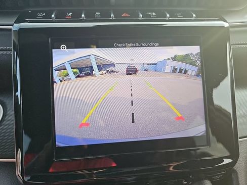 Used 2023 Jeep Grand Cherokee Altitude RWD image 20