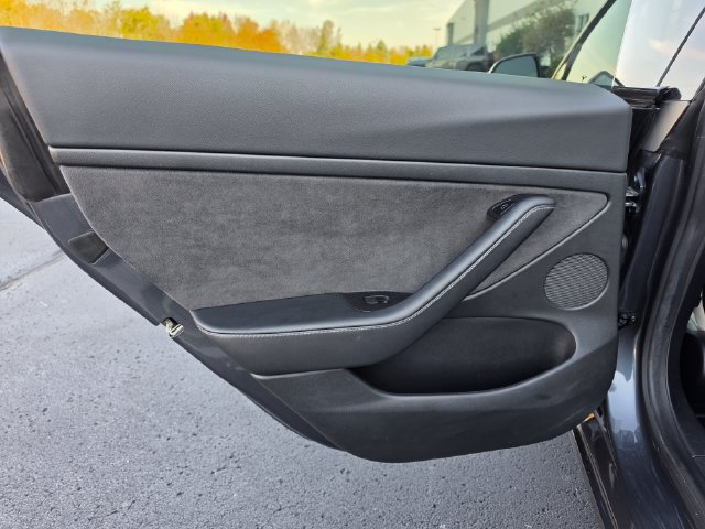 Used 2021 Tesla Model 3 Performance AWD/4WD image 22