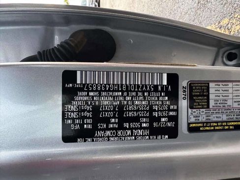 Used 2017 Hyundai Santa Fe Sport image 27