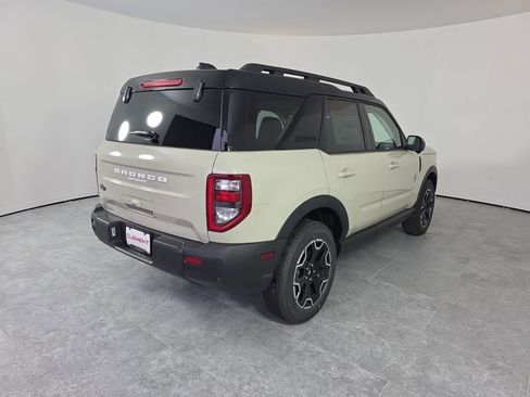 New 2025 Ford Bronco Sport Outer Banks w/ Outer Banks Tech Package+ image 6