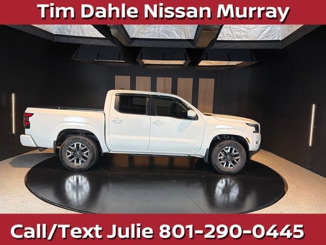 Used 2024 Nissan Frontier SL w/ Technology Package AWD/4WD image 7
