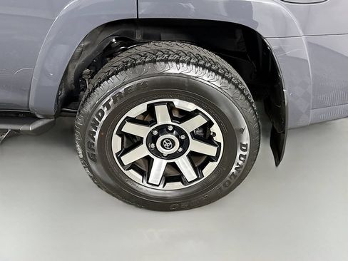 Certified 2024 Toyota 4Runner TRD Off-Road Premium w/ Off Road Premium Plus Package AWD/4WD image 35