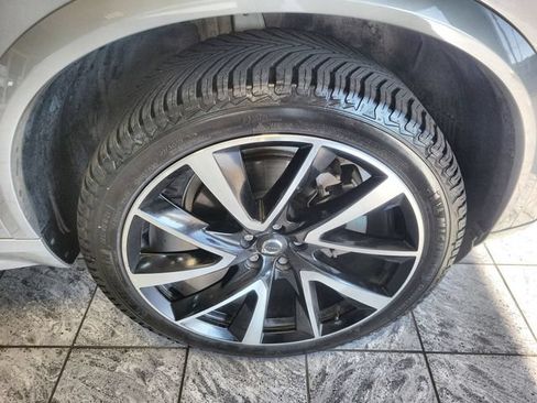 Used 2023 Volvo XC90 B6 Plus w/ Protection Package Premier AWD/4WD image 10