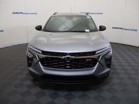 New 2026 Chevrolet Trax RS FWD image 13