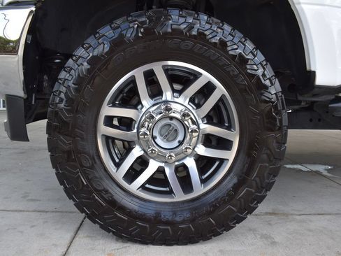 Used 2018 Ford F250 Lariat AWD/4WD image 14