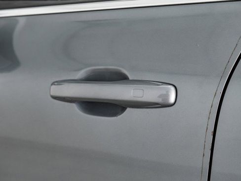 Used 2021 Volvo XC60 T8 Inscription Expression w/ Advanced Package image 38