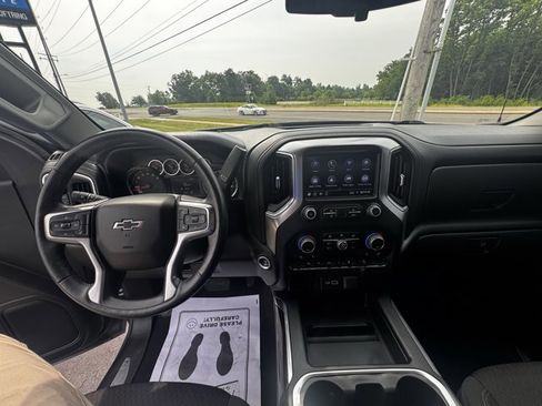 Used 2022 Chevrolet Silverado 1500 RST w/ Safety Package image 13