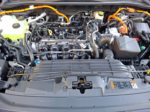 New 2025 Ford Escape SE w/ PHEV Premium Package FWD image 19
