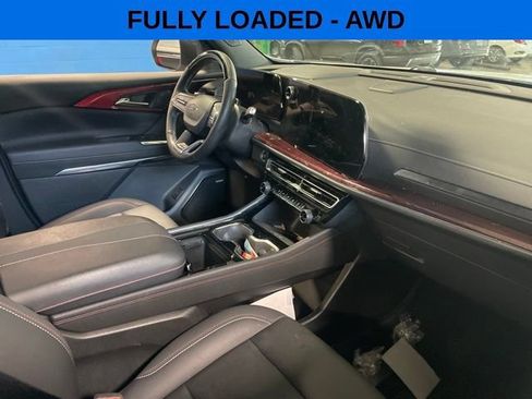 Used 2025 Chevrolet Traverse Z71 w/ Enhanced Driving Package AWD/4WD image 5
