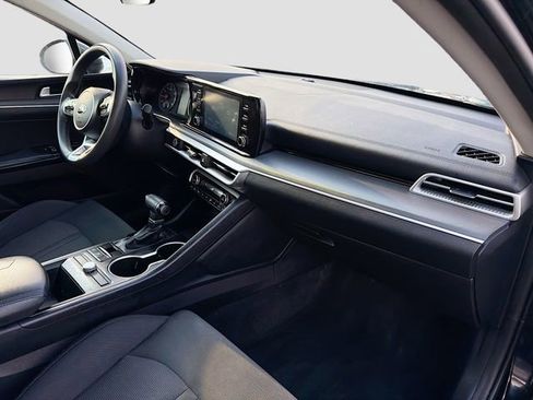 Used 2021 Kia K5 LXS image 26