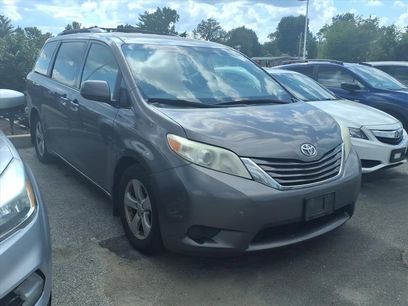 Used 2015 Toyota Sienna LE