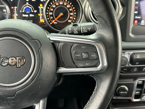 Certified 2018 Jeep Wrangler Unlimited Sahara image 52