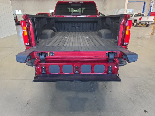 Used 2025 Chevrolet Silverado 3500 LTZ w/ LTZ Premium Package AWD/4WD image 28