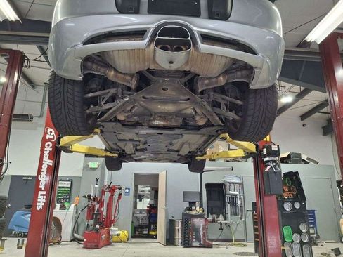 Used 2004 Porsche Boxster S image 23